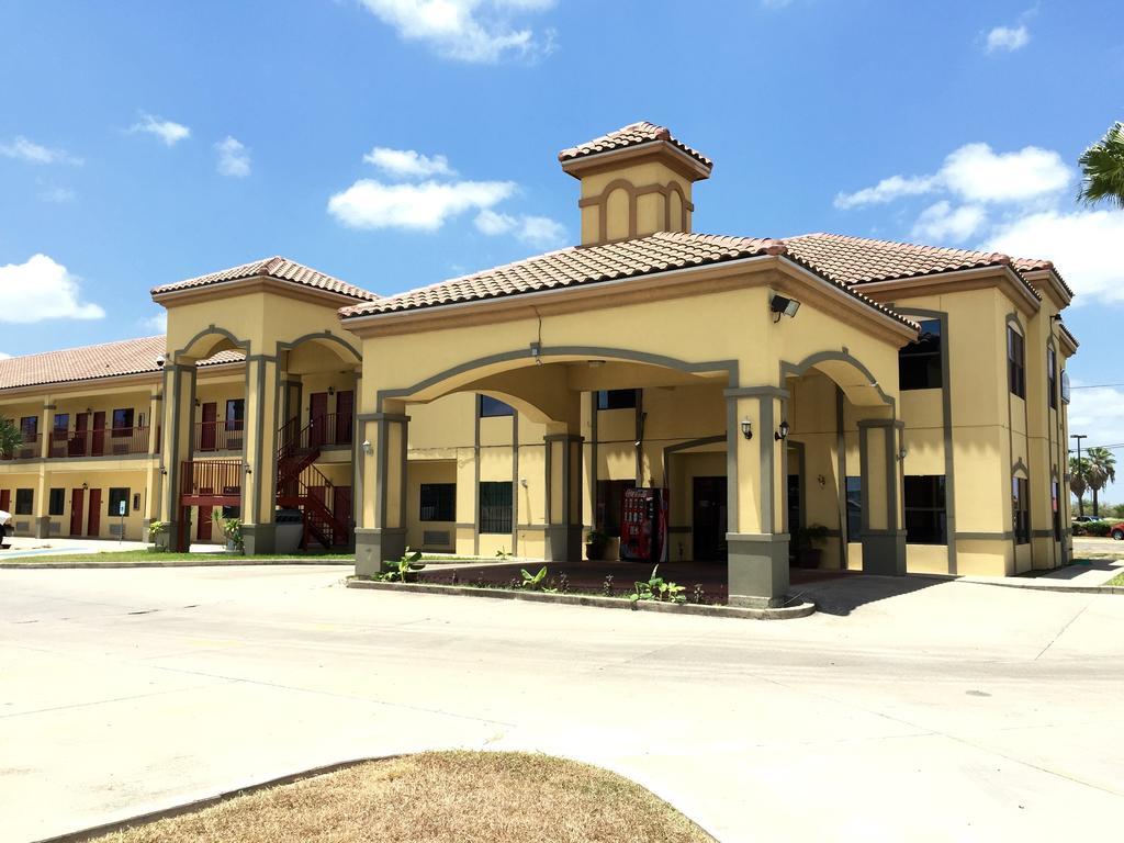 Boca Chica Inn And Suites Brownsville Dış mekan fotoğraf